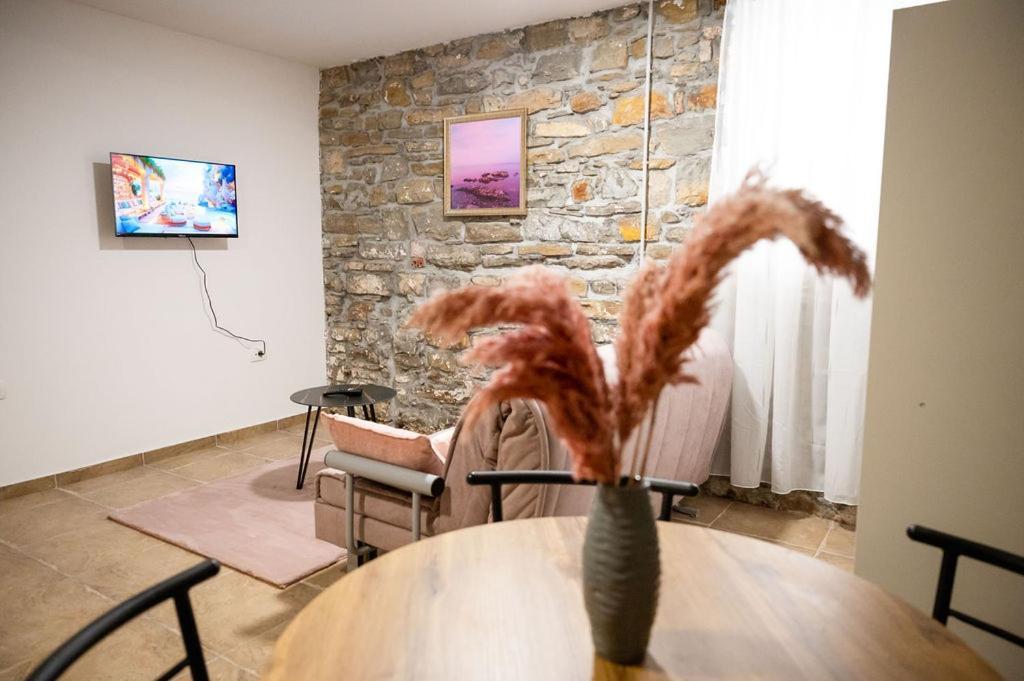Lev Apartments Izola Exterior photo